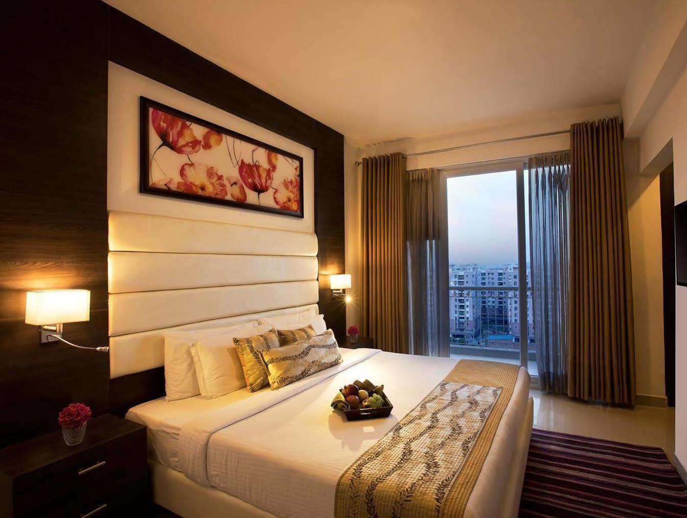 Hotel Golden Tulip Bhiwadi Exterior foto