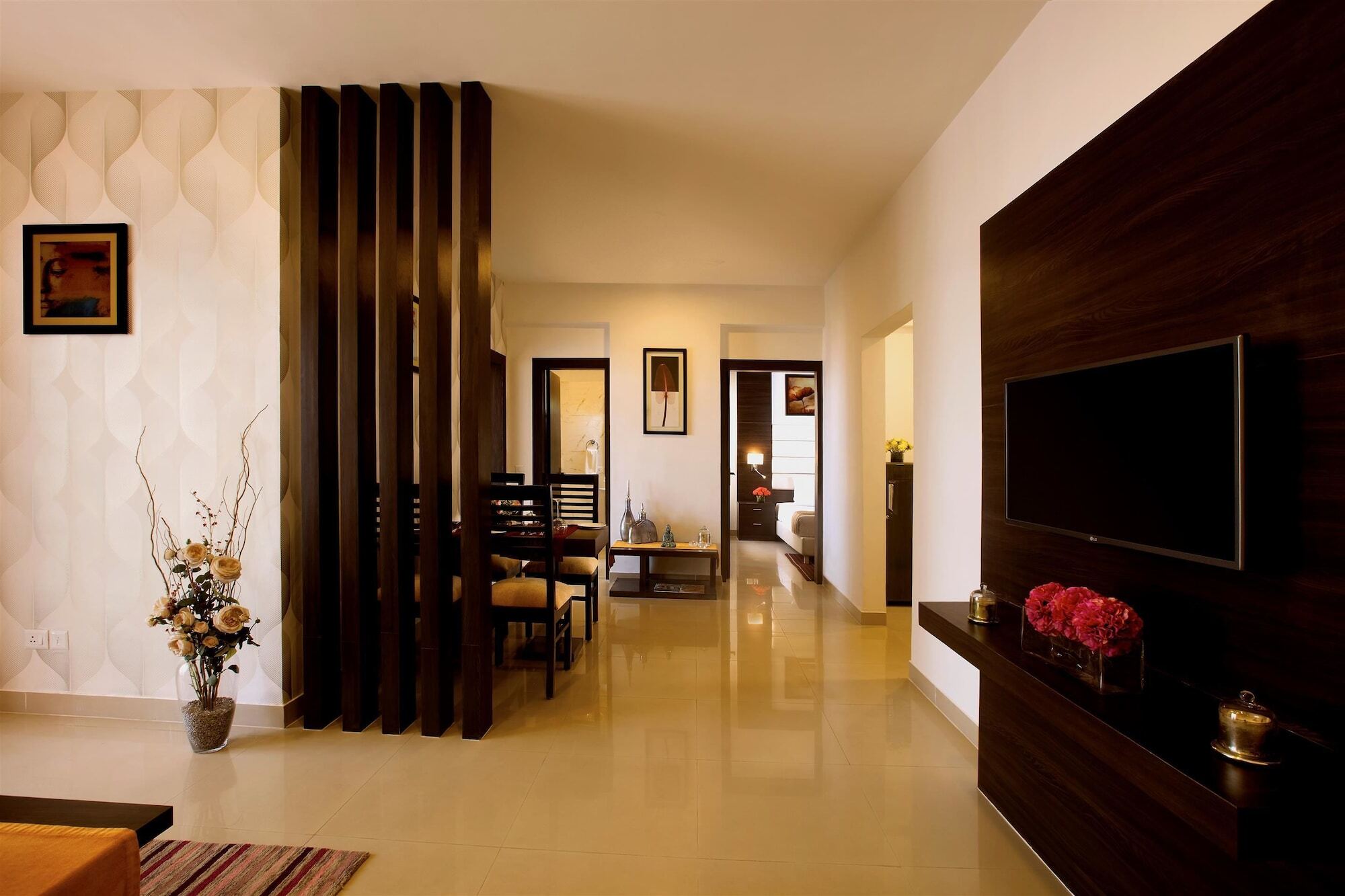 Hotel Golden Tulip Bhiwadi Exterior foto