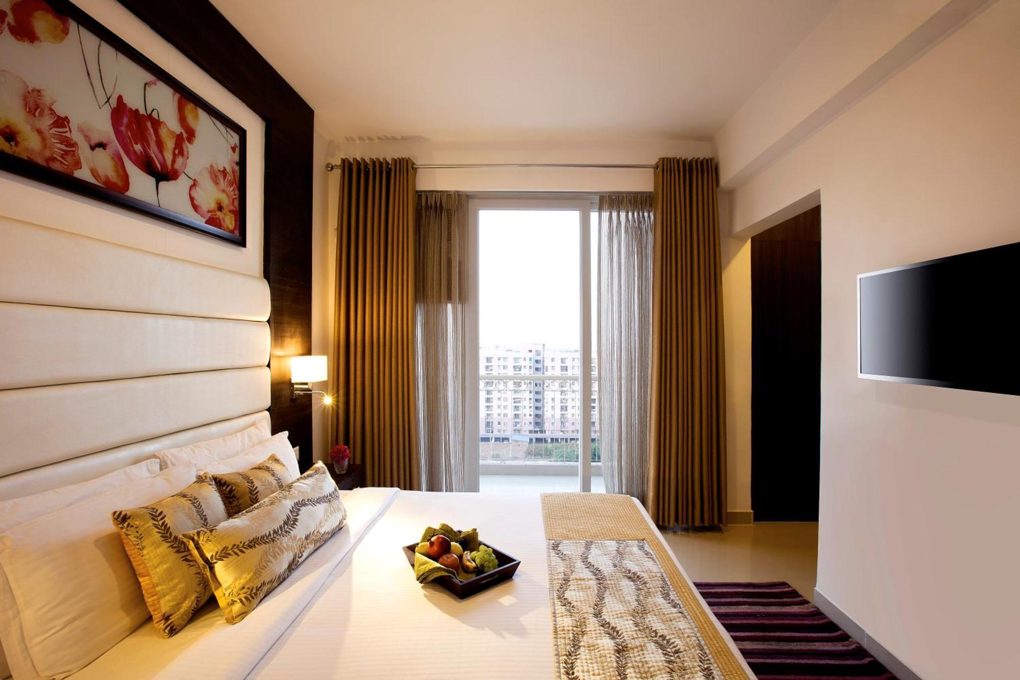 Hotel Golden Tulip Bhiwadi Exterior foto